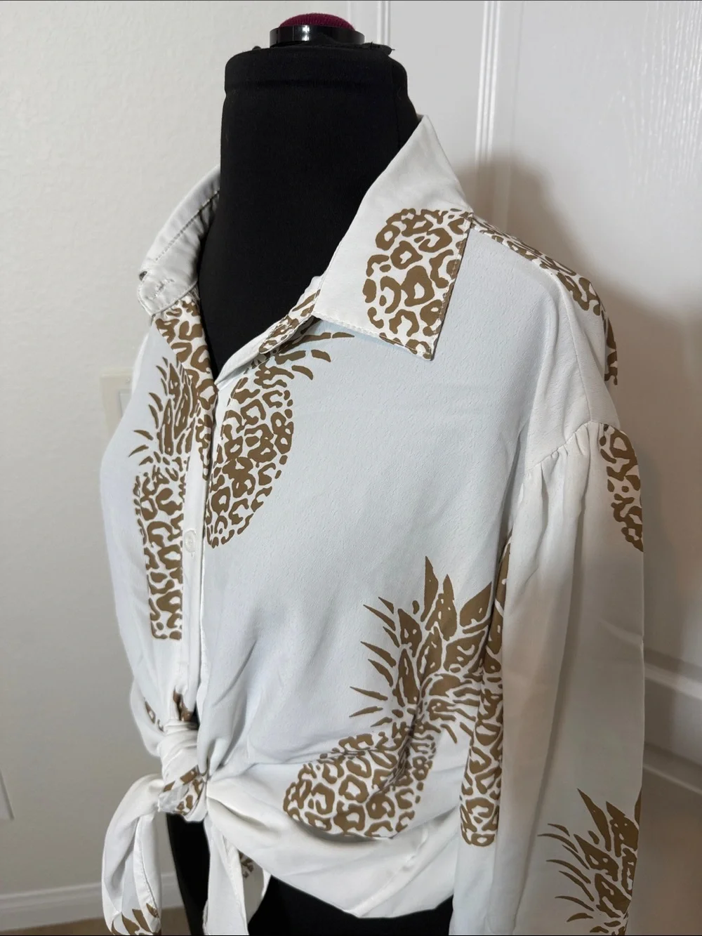 White Pineapple Print Tie-Front Men's Shirt